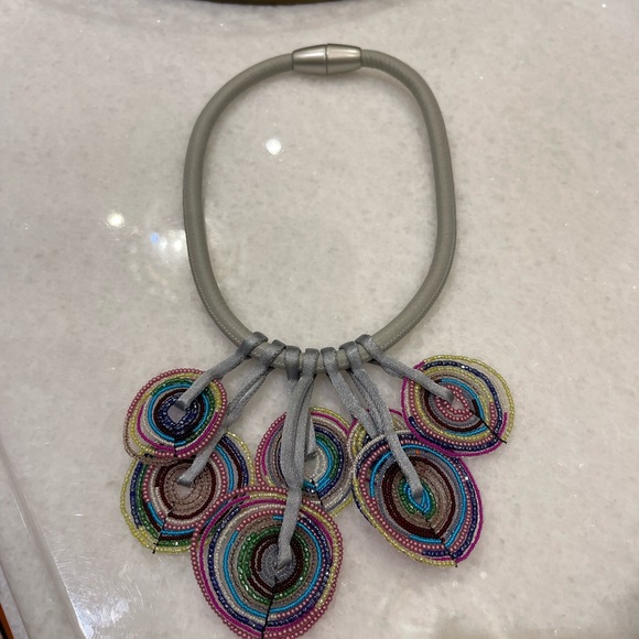 Gas Bijoux necklace from Paris. Made in France. Silk, beads, magnetic clasp - Picture 3 of 3